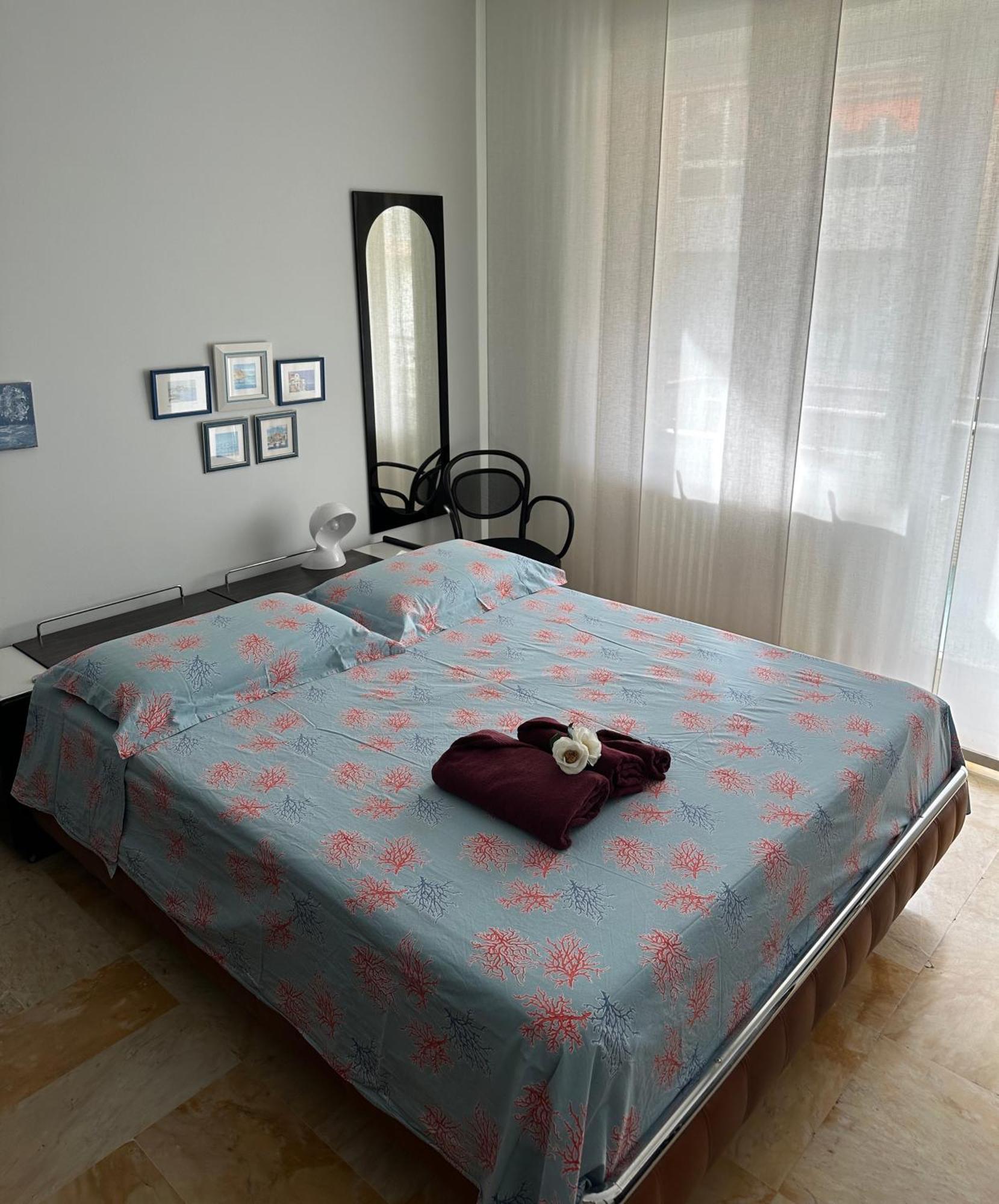 Tre Ponti Beach Apartment - Terrazzo Vista Mare San Remo Kültér fotó